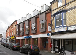 Plus de détails pour 11-11a Broad St, Builth Wells - Local commercial à vendre