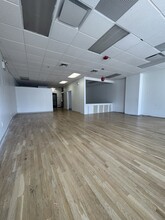 412 Eighth Ave, New York, NY à louer Photo de l’immeuble– Image 2 sur 5