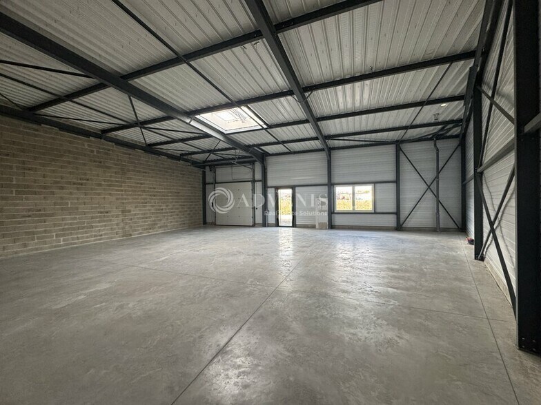 Local d'activités dans WINGERSHEIM à vendre - Photo de l’immeuble – Image 2 sur 7