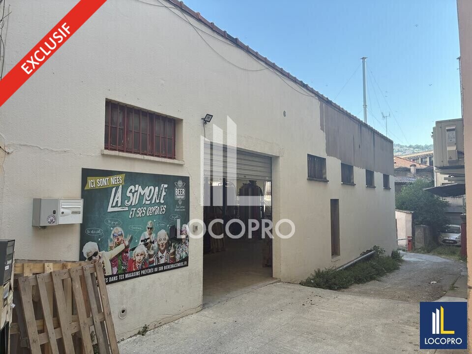 Local d'activités dans Draguignan à vendre Photo de l’immeuble– Image 1 sur 10