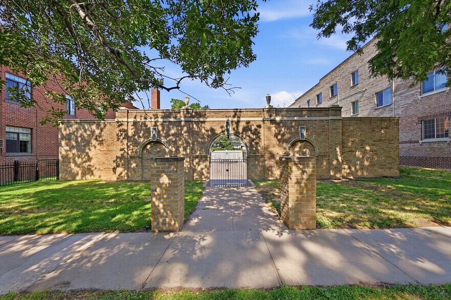 961 Marion, Denver, CO à vendre - Photo de l’immeuble – Image 2 sur 27