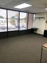7211 N Dale Mabry, Tampa, FL à louer Photo intérieure– Image 1 sur 3