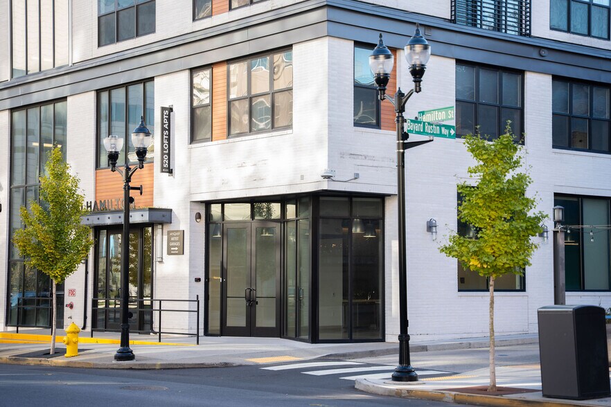 520 Hamilton St, Allentown, PA à louer - Photo de l’immeuble – Image 1 sur 7