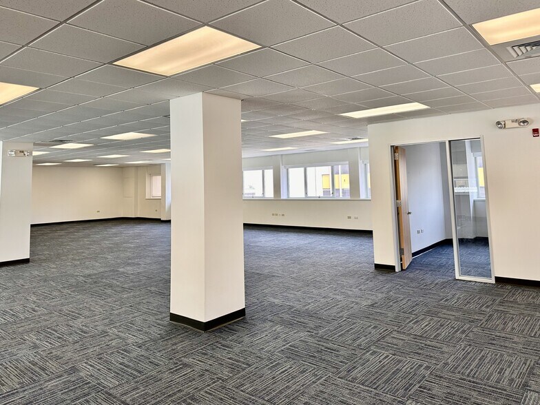 99 N King St, Honolulu, HI à louer - Photo de l’immeuble – Image 2 sur 5
