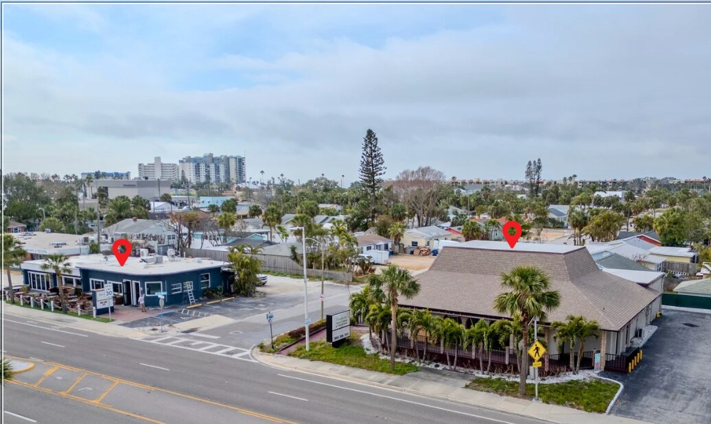 St. Pete Beach Restaurant Portfolio portefeuille de 2 biens à vendre sur LoopNet.fr Photo principale– Image 1 sur 14