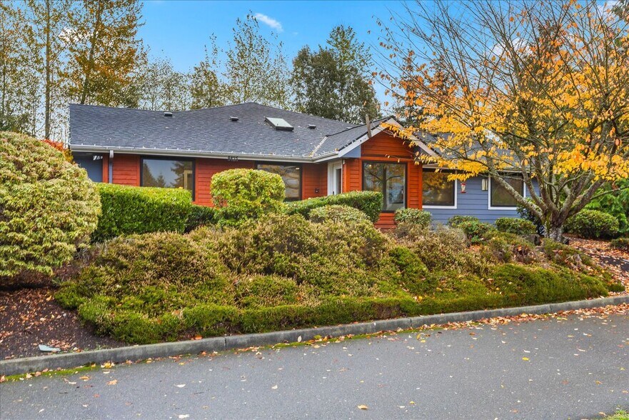 8425 44th Ave W, Mukilteo, WA à louer - Photo de l’immeuble – Image 2 sur 27