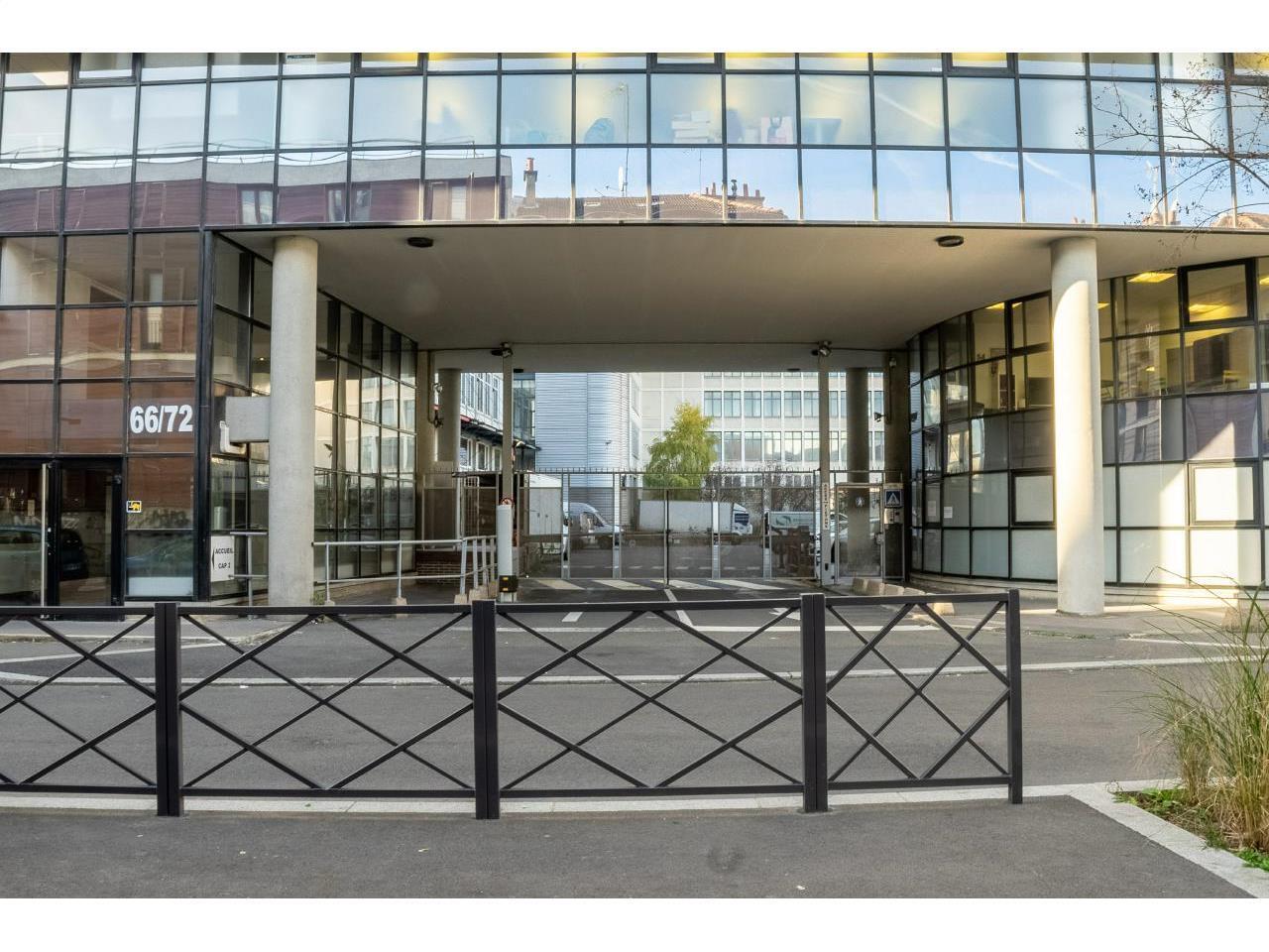 66 Rue Marceau, Montreuil à louer Photo de l’immeuble– Image 1 sur 7