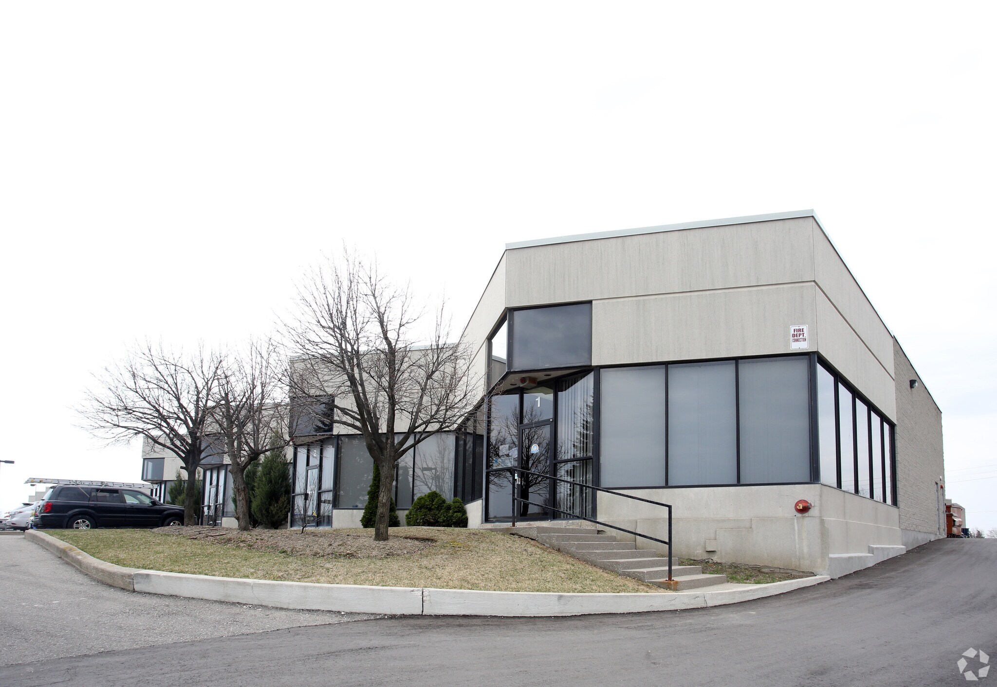 2660 Meadowvale Blvd, Mississauga, ON à louer Photo principale– Image 1 sur 10