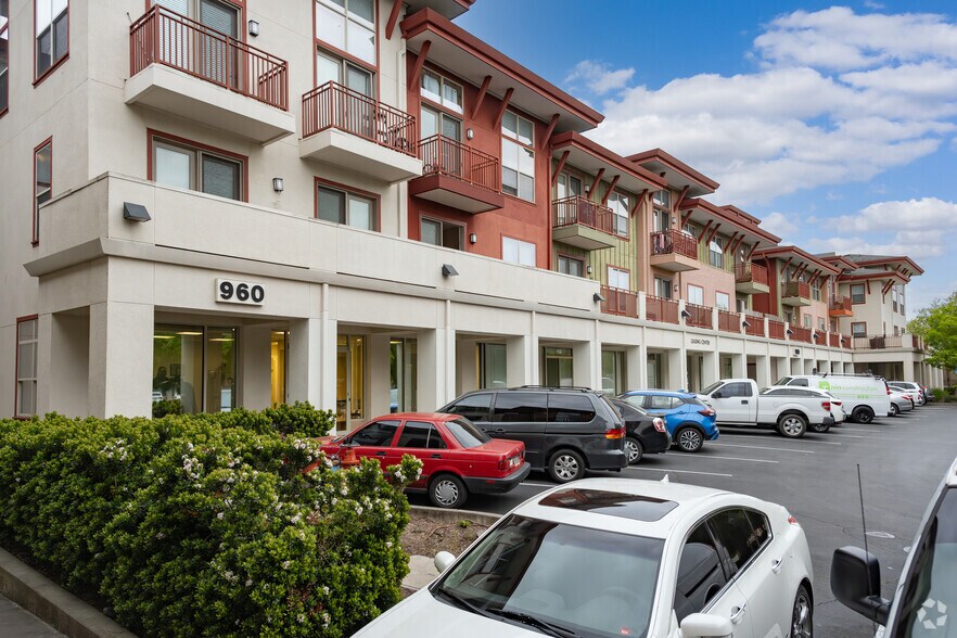 965 Doubles Dr, Santa Rosa, CA à louer - Photo principale – Image 1 sur 21