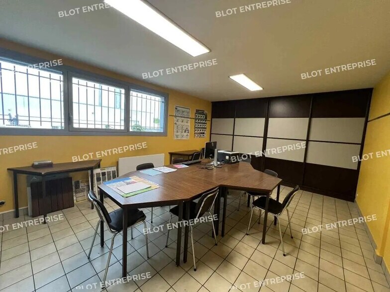 Local d’activités dans Cesson-Sévigné à louer - Photo intérieure – Image 3 sur 8