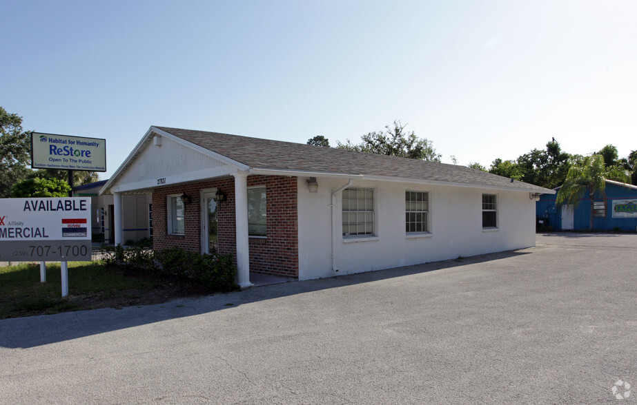 27831 S Tamiami Trl, Bonita Springs, FL à vendre - Photo principale – Image 1 sur 13