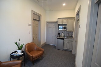 68 E Court St, Doylestown, PA à louer Photo intérieure– Image 2 sur 3