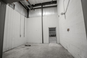 811 Pine St, Saint Croix Falls, WI à louer Photo intérieure– Image 2 sur 8