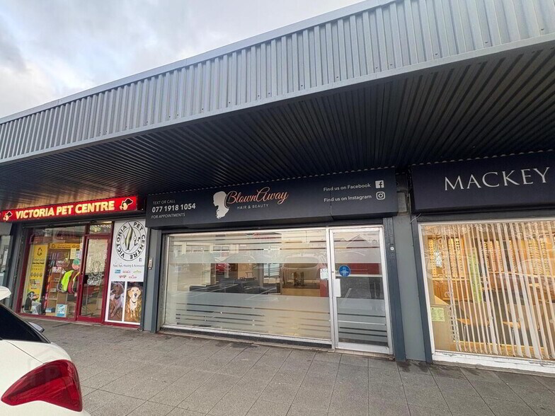 Victoria Road Shopping Centre, Carrickfergus à louer - Photo principale – Image 1 sur 1