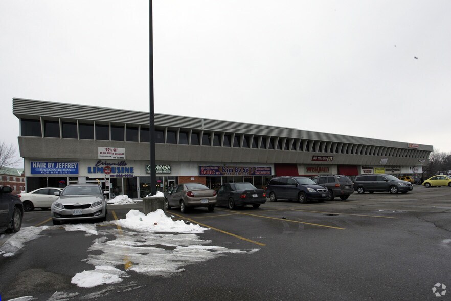 2155 Leanne Blvd, Mississauga, ON à louer - Photo de l’immeuble – Image 3 sur 8