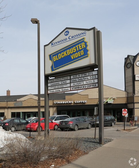 2212-2232 Hennepin Ave, Minneapolis, MN à louer - Photo de l’immeuble – Image 3 sur 7