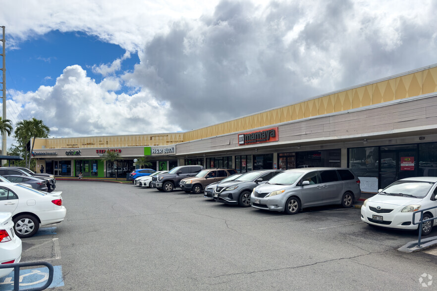 98-199 Kamehameha Hwy, Aiea, HI à louer - Photo de l’immeuble – Image 2 sur 4
