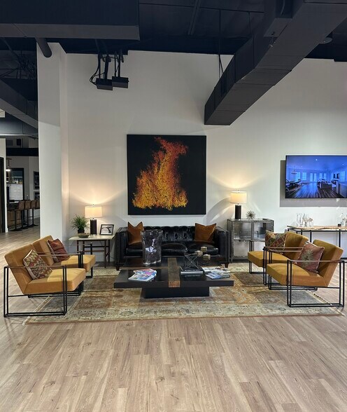 10595 Westoffice Dr, Houston, TX à vendre - Hall d’entrée – Image 3 sur 43
