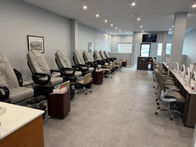 150-158 Sullivan Ave, South Windsor, CT à louer - Photo intérieure – Image 3 sur 9