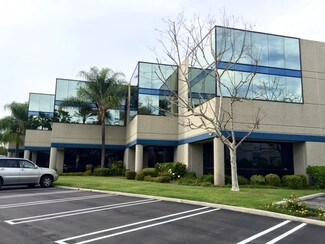 Plus de détails pour 13875 Cerritos Corporate Dr, Cerritos, CA - Local d'activités à louer