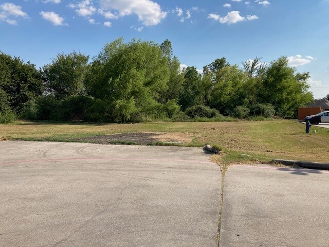 826 E Louetta, Spring, TX à vendre - Photo de l’immeuble – Image 2 sur 11