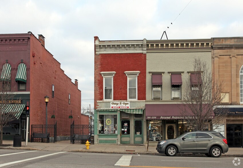 36 Main St, Le Roy, NY à vendre - Photo de l’immeuble – Image 2 sur 2
