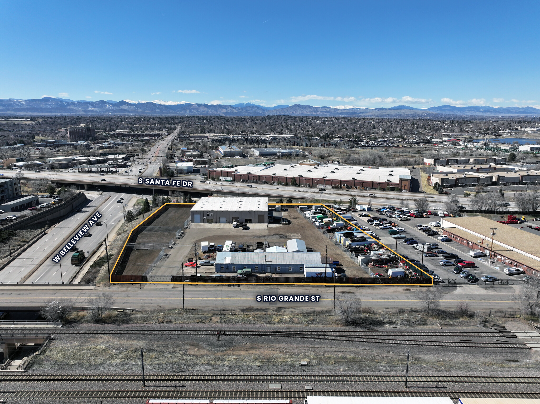 5081-5099 S Rio Grande St portefeuille de 2 biens à vendre sur LoopNet.fr Photo principale– Image 1 sur 23