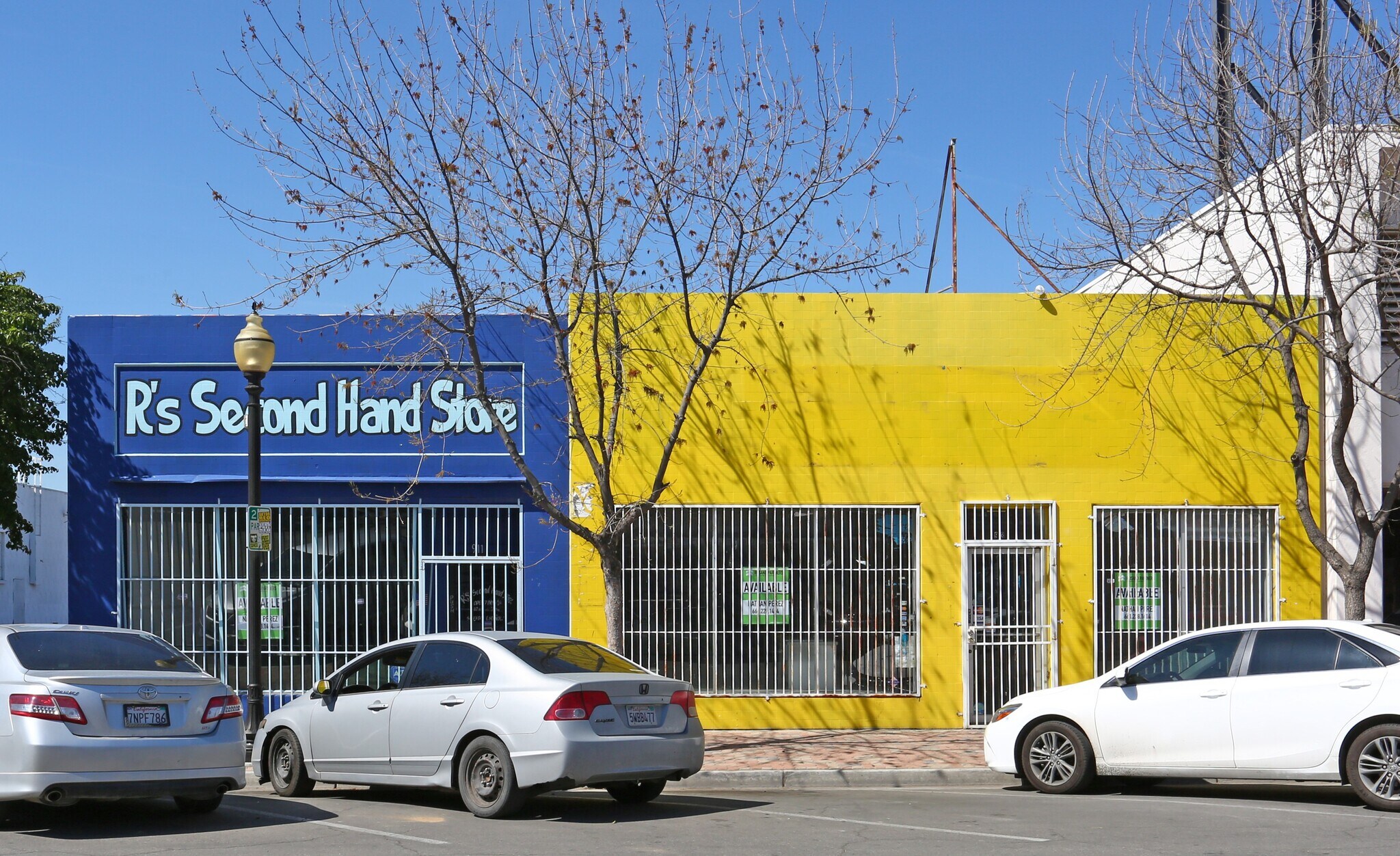 911-913 Main St, Delano, CA à vendre Photo de l’immeuble– Image 1 sur 9