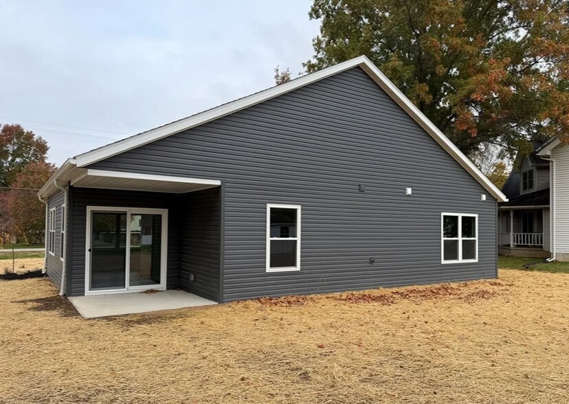 524 N Union St, Loudonville, OH à vendre - Photo de l’immeuble – Image 2 sur 3