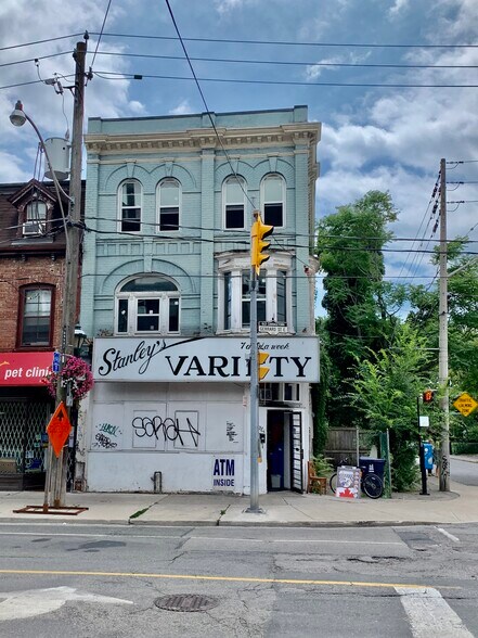 237 Gerrard St E, Toronto, ON à vendre - Photo de l’immeuble – Image 3 sur 4