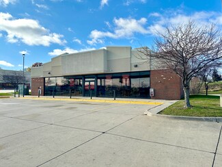 Plus de détails pour 2181 Logan Ave, Waterloo, IA - Local commercial à louer