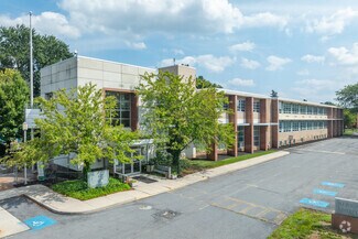Institutional/Mixed-Use Re-Development Opp. - Immobilier d'entreprise