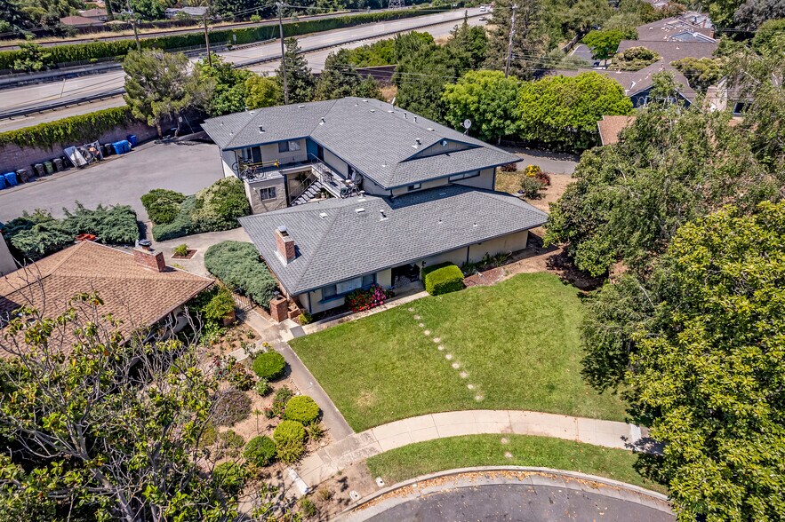 940 Weldwood Ct, Los Gatos, CA à vendre - Photo de l’immeuble – Image 2 sur 14