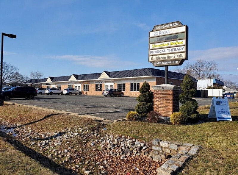 151-159 N Adamsville Rd, Somerville, NJ à louer - Photo de l’immeuble – Image 1 sur 4