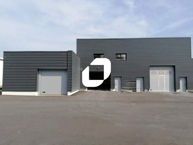 Plus de détails pour 1860 Route De Frans, Villefranche-sur-Saône - Industriel/Logistique à vendre