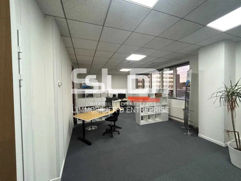 Bureau dans Limas à louer - Photo de l’immeuble – Image 3 sur 10