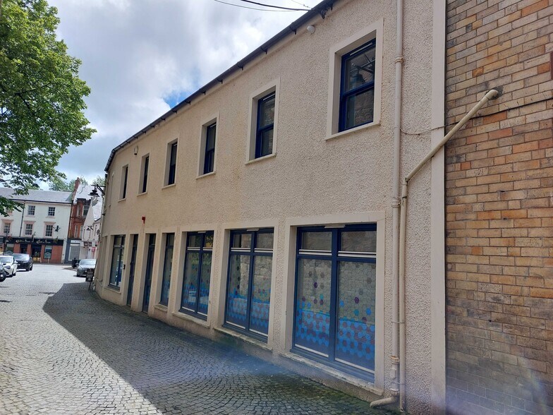 16 College Wynd, Kilmarnock à louer - Photo de l’immeuble – Image 2 sur 4