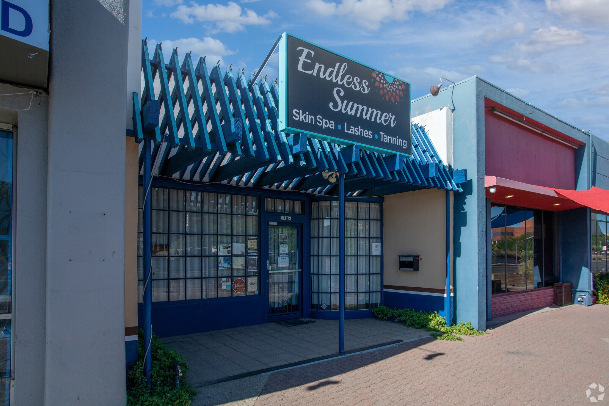 1708 E Speedway Blvd, Tucson, AZ à louer Photo principale– Image 1 sur 7