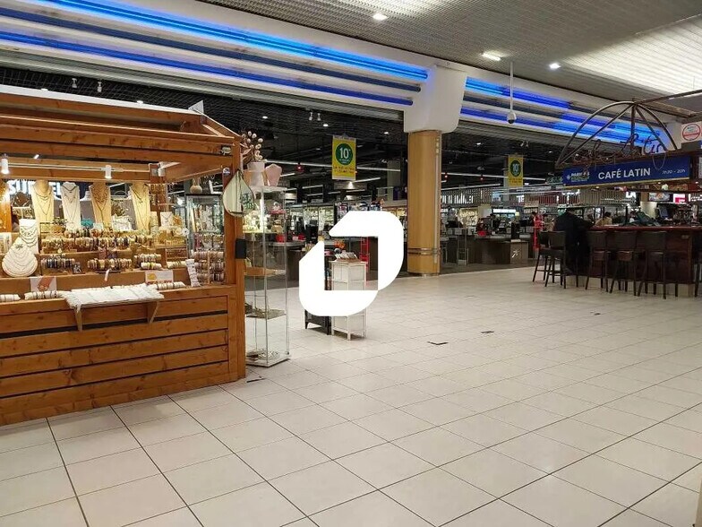 Local commercial dans Juvignac à louer - Photo de l’immeuble – Image 1 sur 7