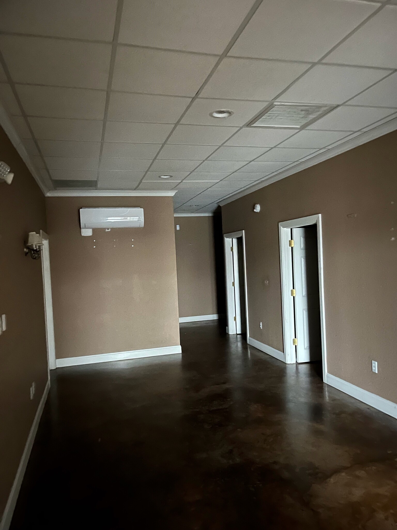 121 S Westmeadow Dr, Cleburne, TX à louer Photo intérieure– Image 1 sur 2