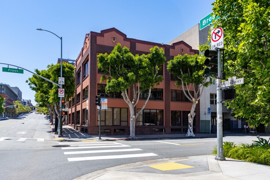 100-120 Broadway, San Francisco, CA à louer - Photo de l’immeuble – Image 3 sur 8