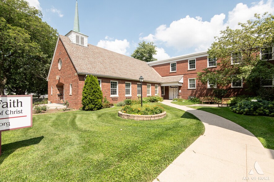 9411 S 51st Ave, Oak Lawn, IL à vendre - Photo de l’immeuble – Image 2 sur 26