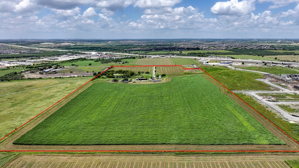 4892 Pfeil Rd, Converse, TX à vendre - Aérien – Image 3 sur 12