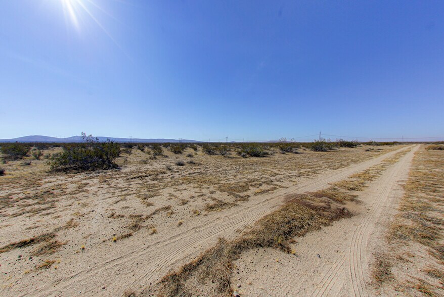 0 Coconino & Manacor Rd ave, Kramer Junction, CA à vendre - Photo de l’immeuble – Image 3 sur 17