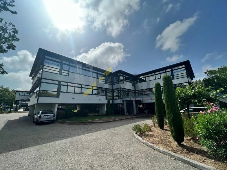 Bureau dans BIOT à louer - Photo de l’immeuble – Image 1 sur 12