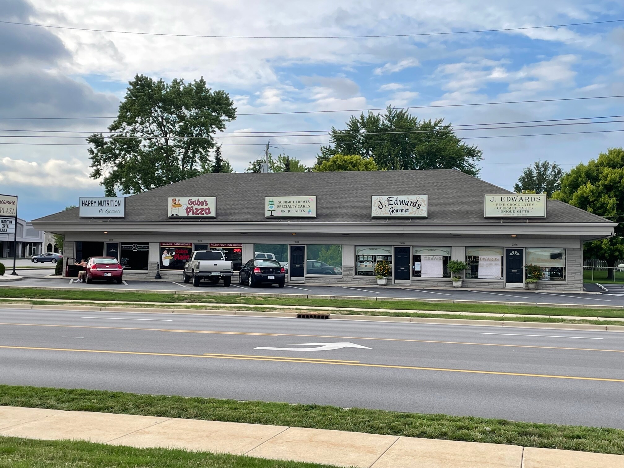 2106-2114 W Sycamore St, Kokomo, IN à vendre Photo de l’immeuble– Image 1 sur 5