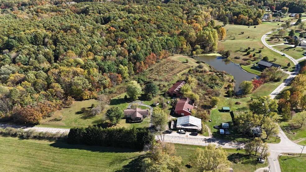 8820 N Old State Road 37, Bloomington, IN à vendre - Photo de l’immeuble – Image 2 sur 10