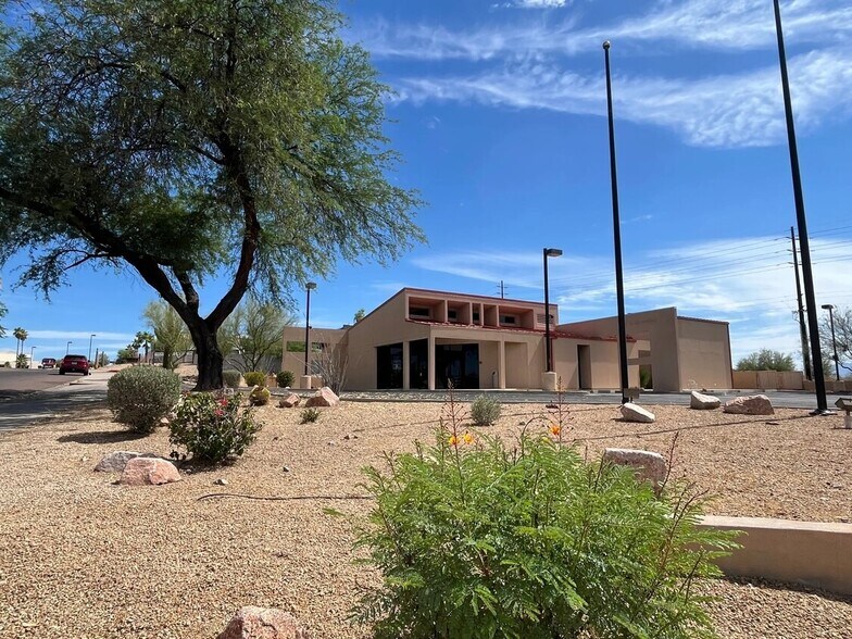 11407 N Saguaro Blvd, Fountain Hills, AZ à vendre - Photo de l’immeuble – Image 3 sur 12