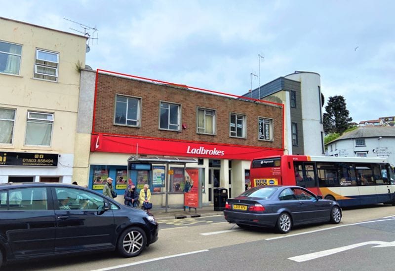6A Fore St, Brixham à louer Photo de l’immeuble– Image 1 sur 4