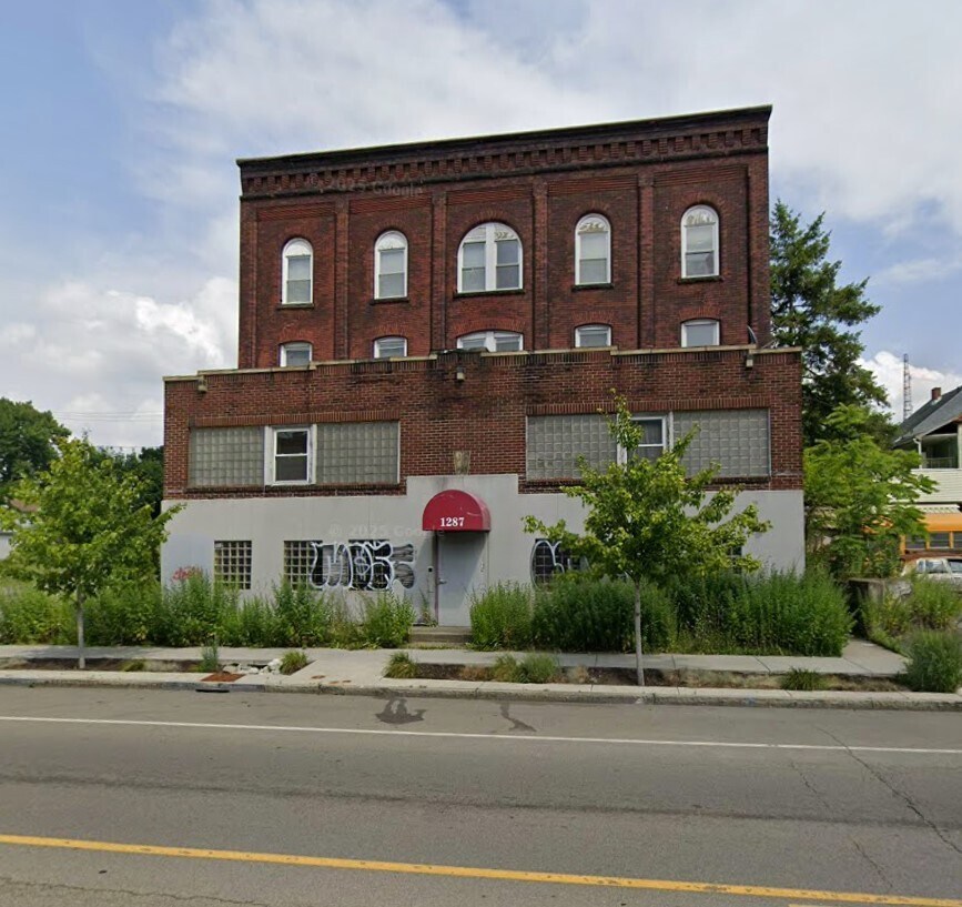 1287 Niagara St, Buffalo, NY à vendre Photo de l’immeuble– Image 1 sur 2